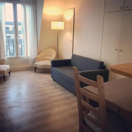Апартаменты Tour Eiffel Motte Picquet Париж