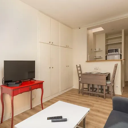 Tour Eiffel Motte Picquet Apartment Paris